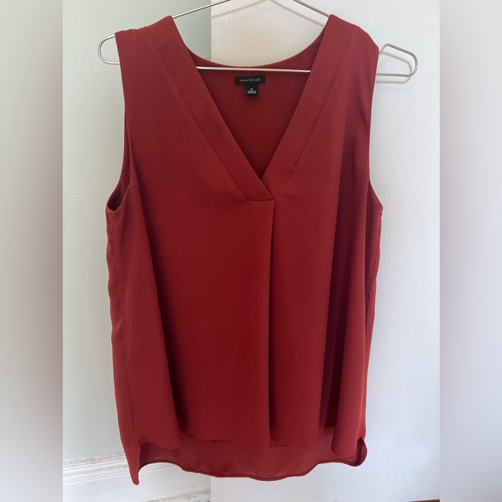 Ann Taylor Red/burn orange sleeveless blouse